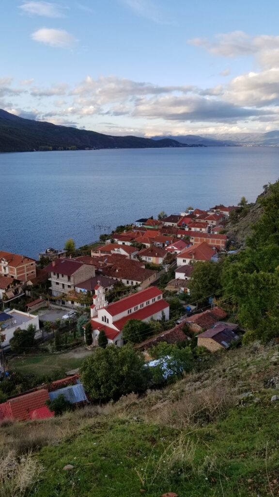 Lin Pogradec