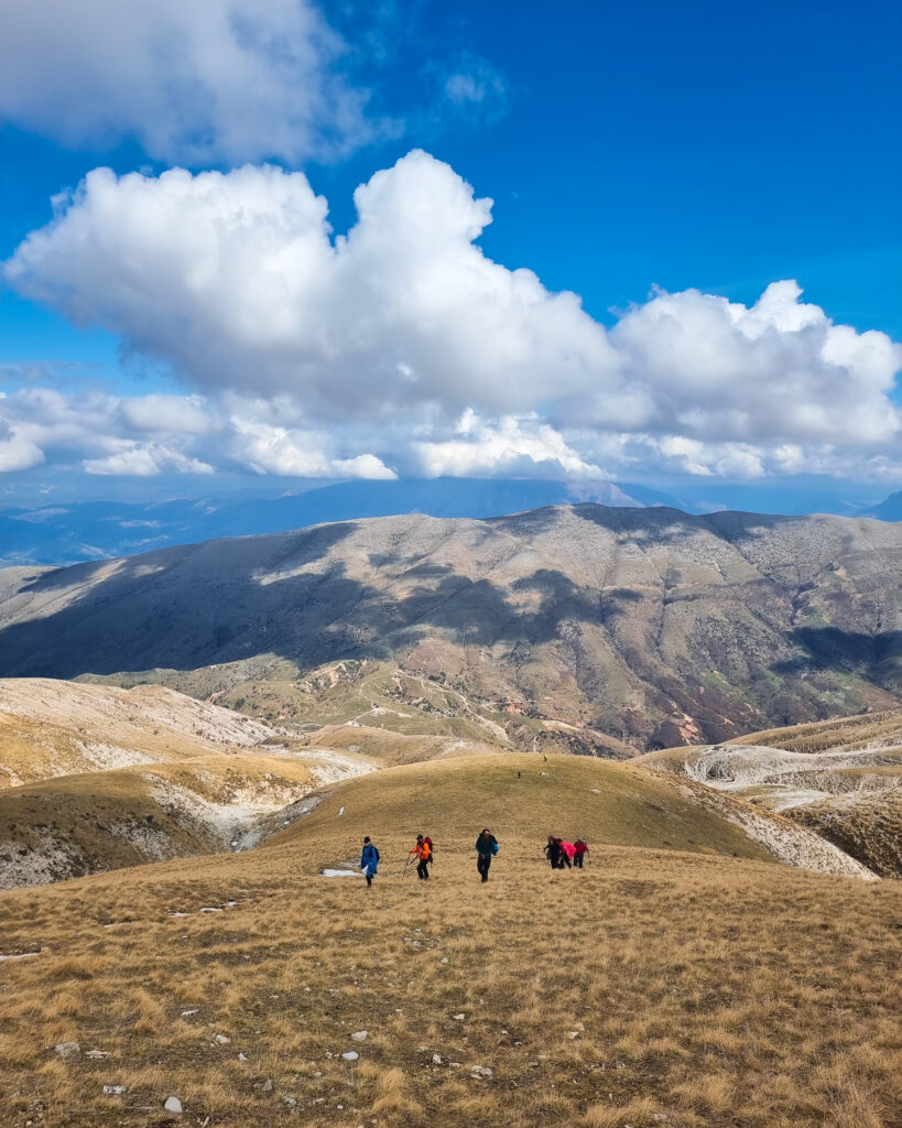 Nivica Travel Guide