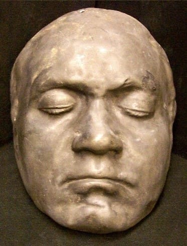 Vangjush Mio Sculpture