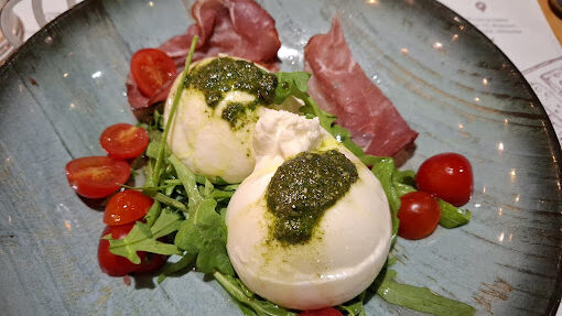 Burrata Salad