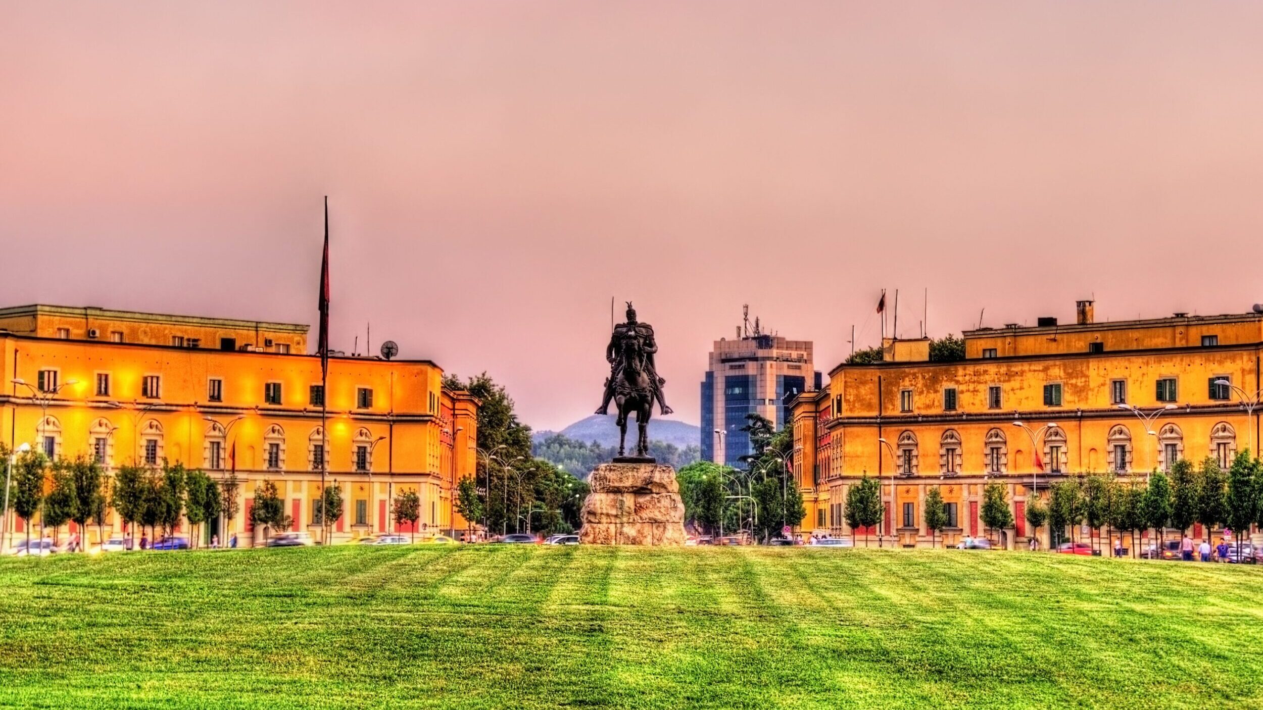 Tirana CITY CENTER