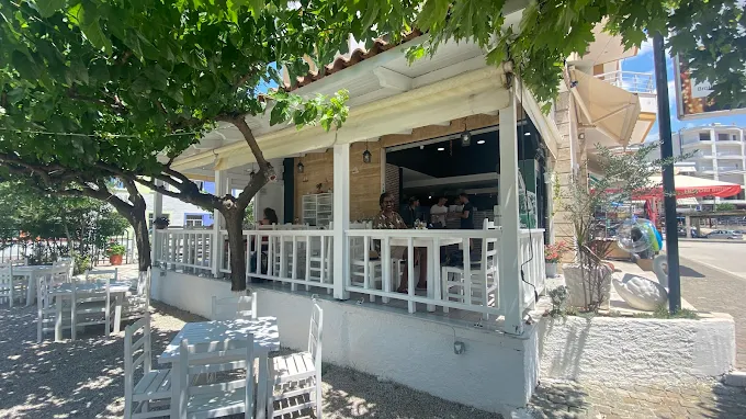 Restorante në Himarë