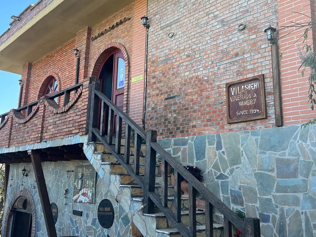 VILA-SHEHI Winery & Guesthouse
