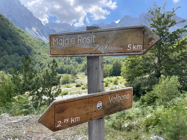 Hiking ridge Maja e Rosit Albania