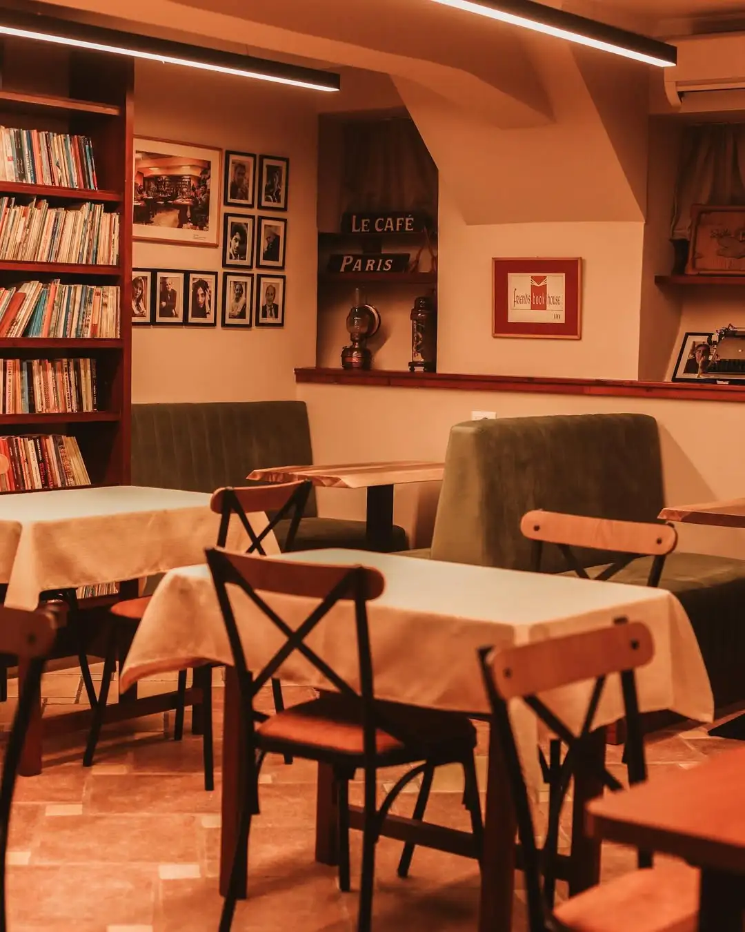 Friend’s Book House Tirana