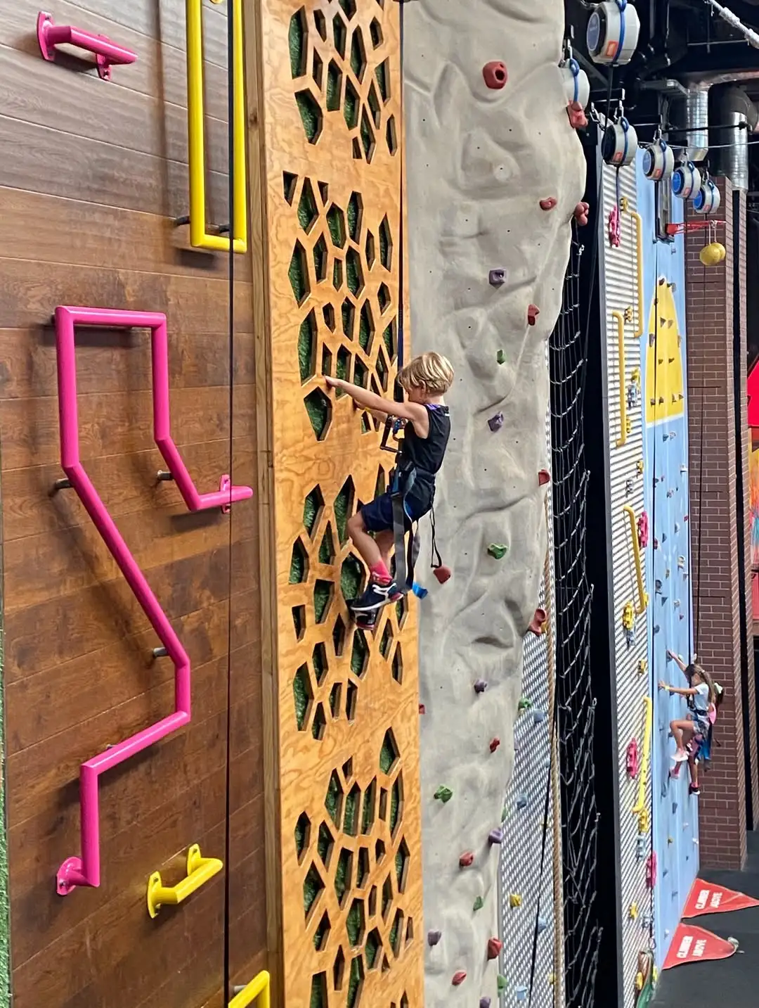 aktivitete për fëmijë në Tiranë