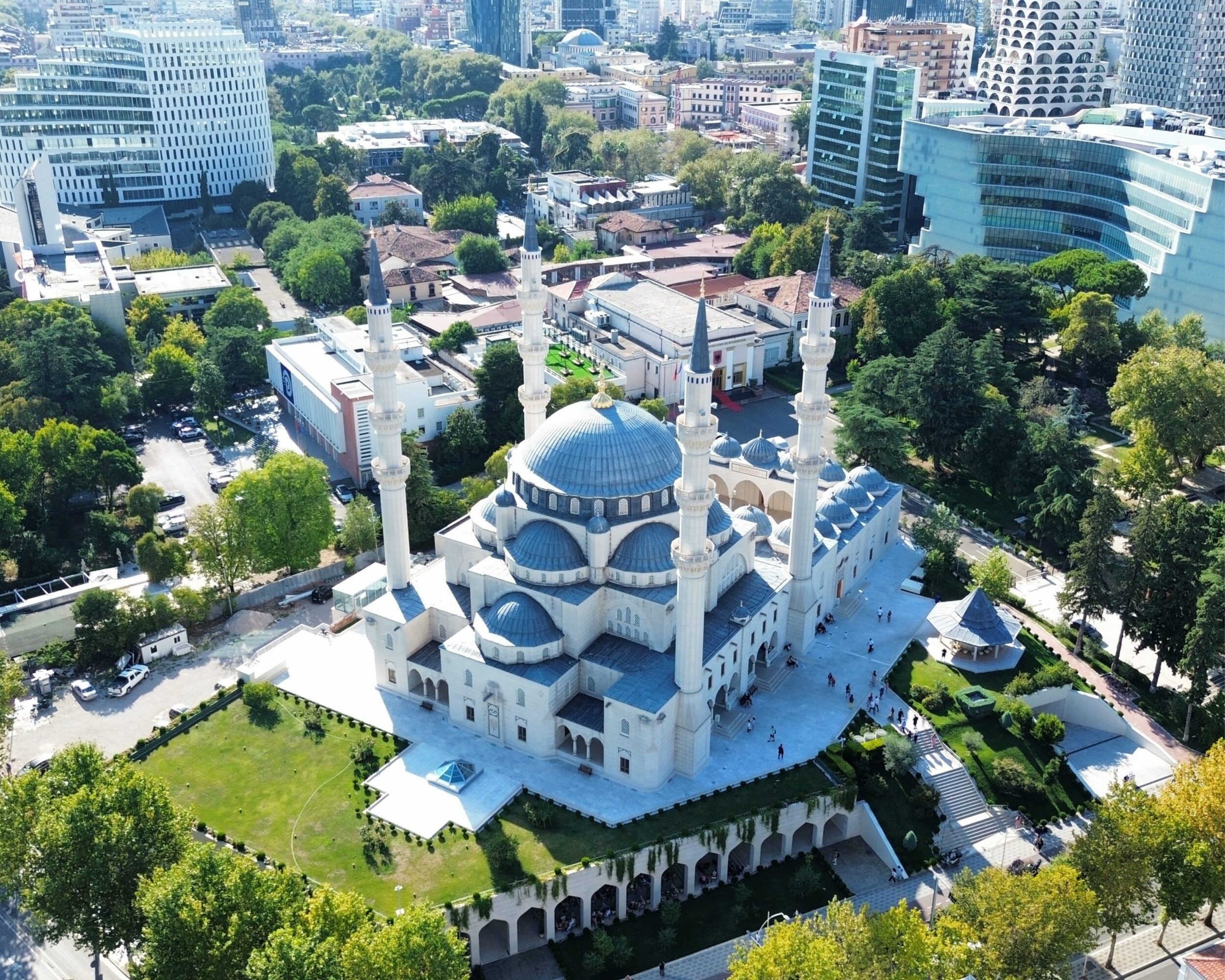 Read more about the article Xhamitë më të bukura në Shqipëri: Monumente historike që nuk duhet t’i humbisni