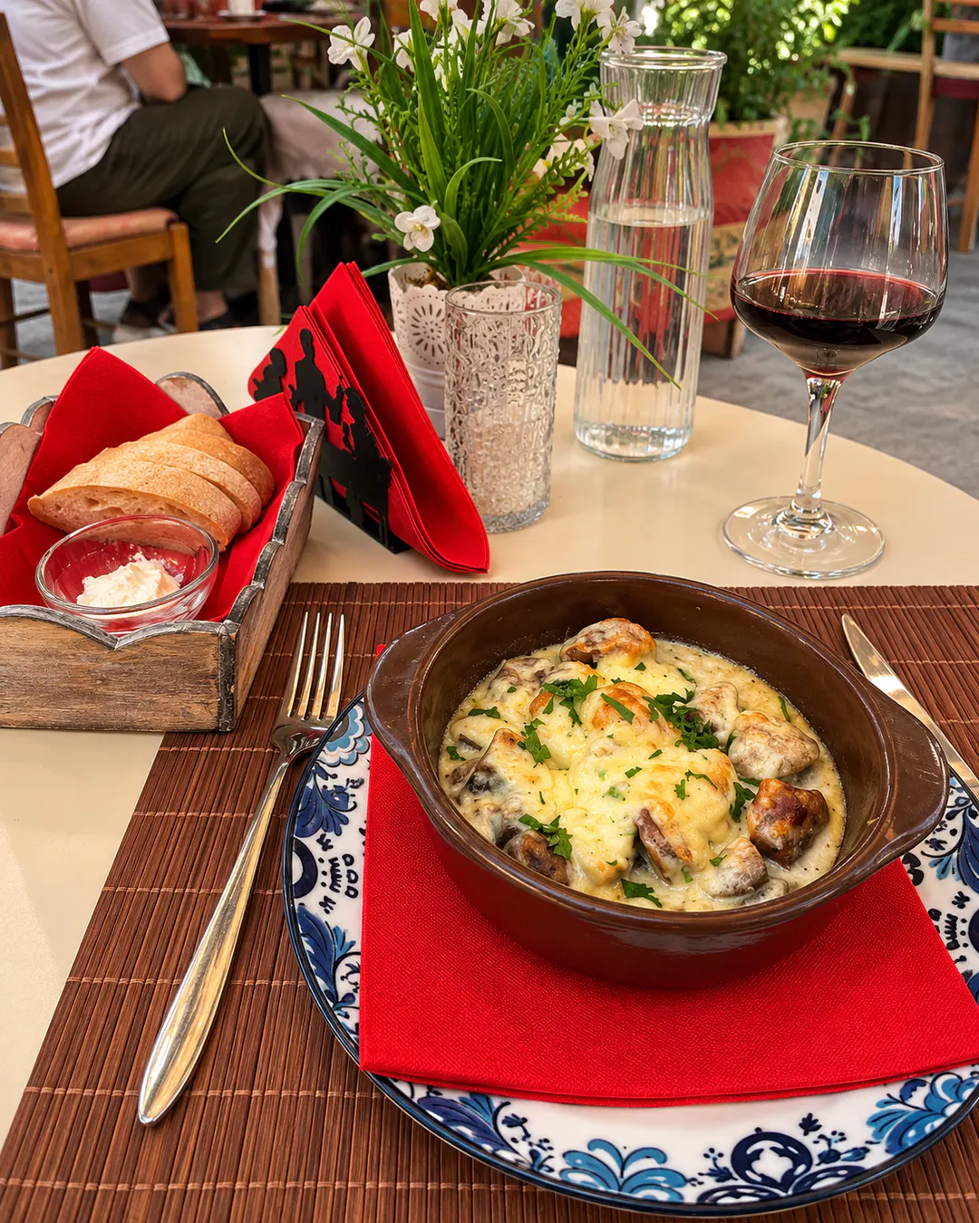 Dining at Le Paris French restaurant in central Korca