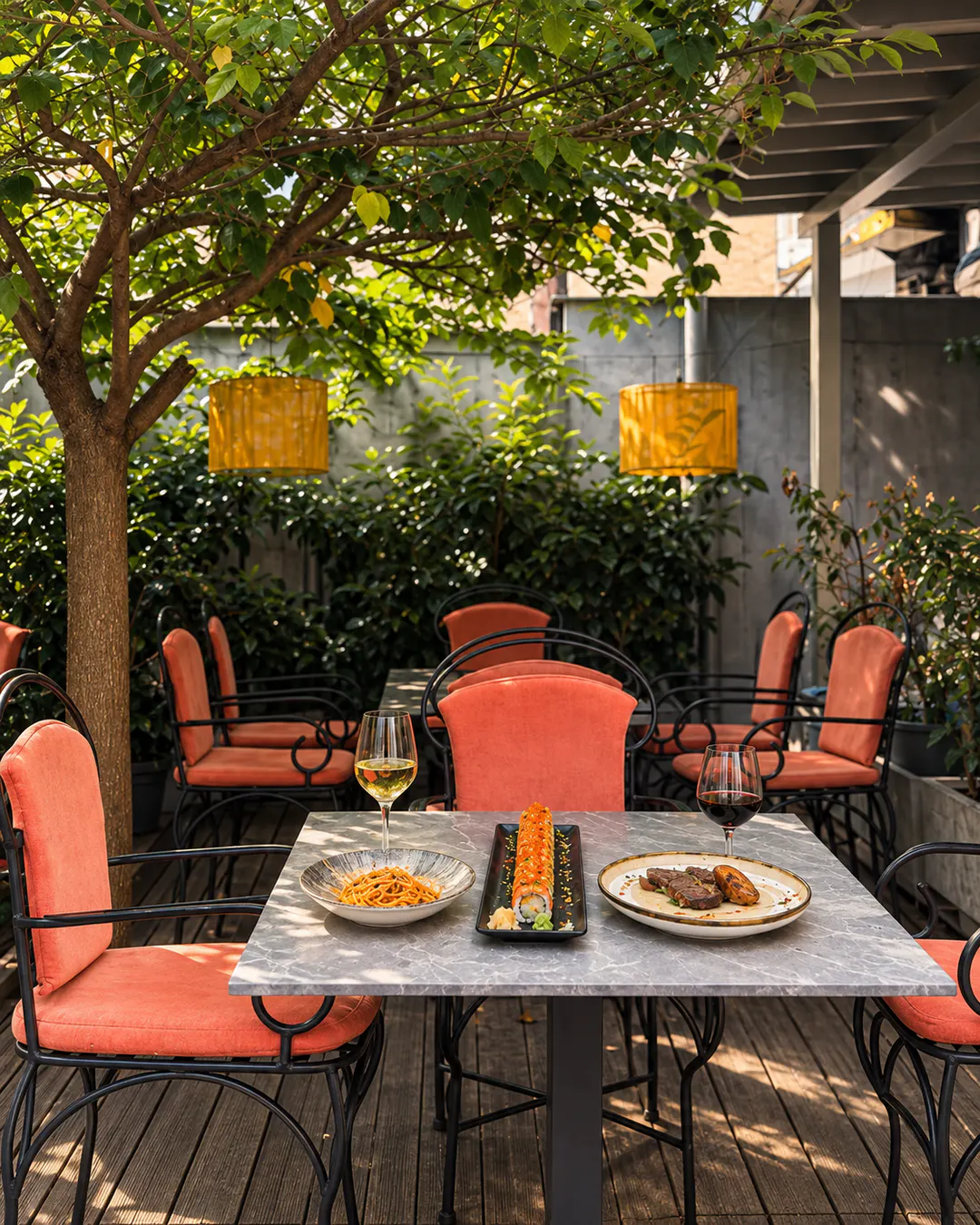 Outdoor dining at Vila Borgjeze in central Korca
