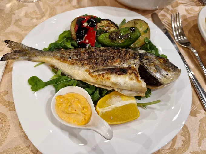 restaurants in durres