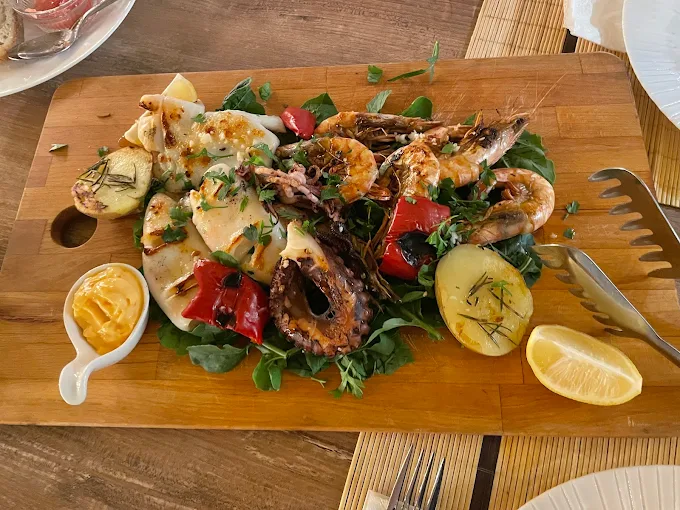 restaurants in durres