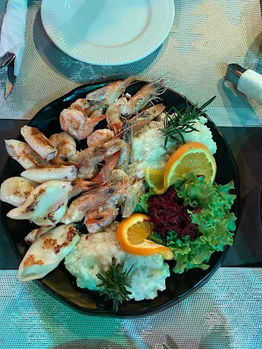 restaurants in durres