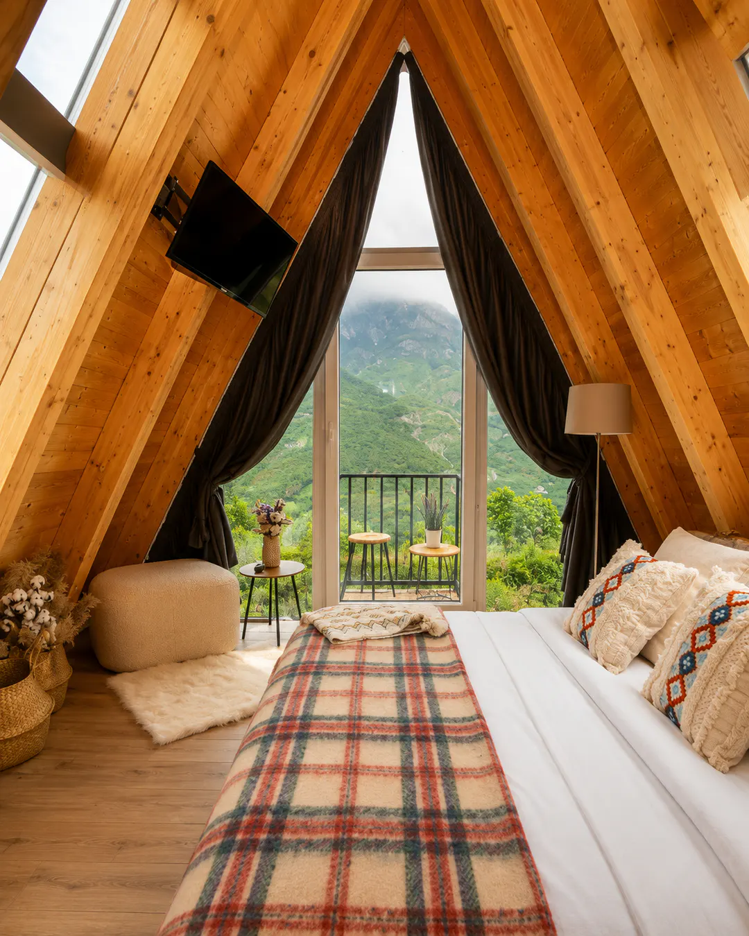 Vidis Chalet Boutique Hotel a Theth Albania