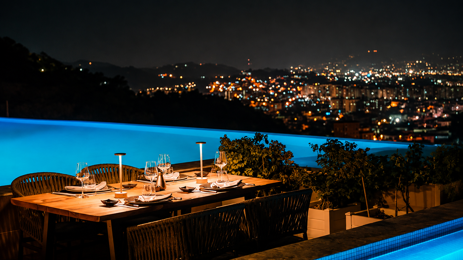 Read more about the article Rooftop Bar-et më të mira në Tiranë (2026) | Pamje & pije