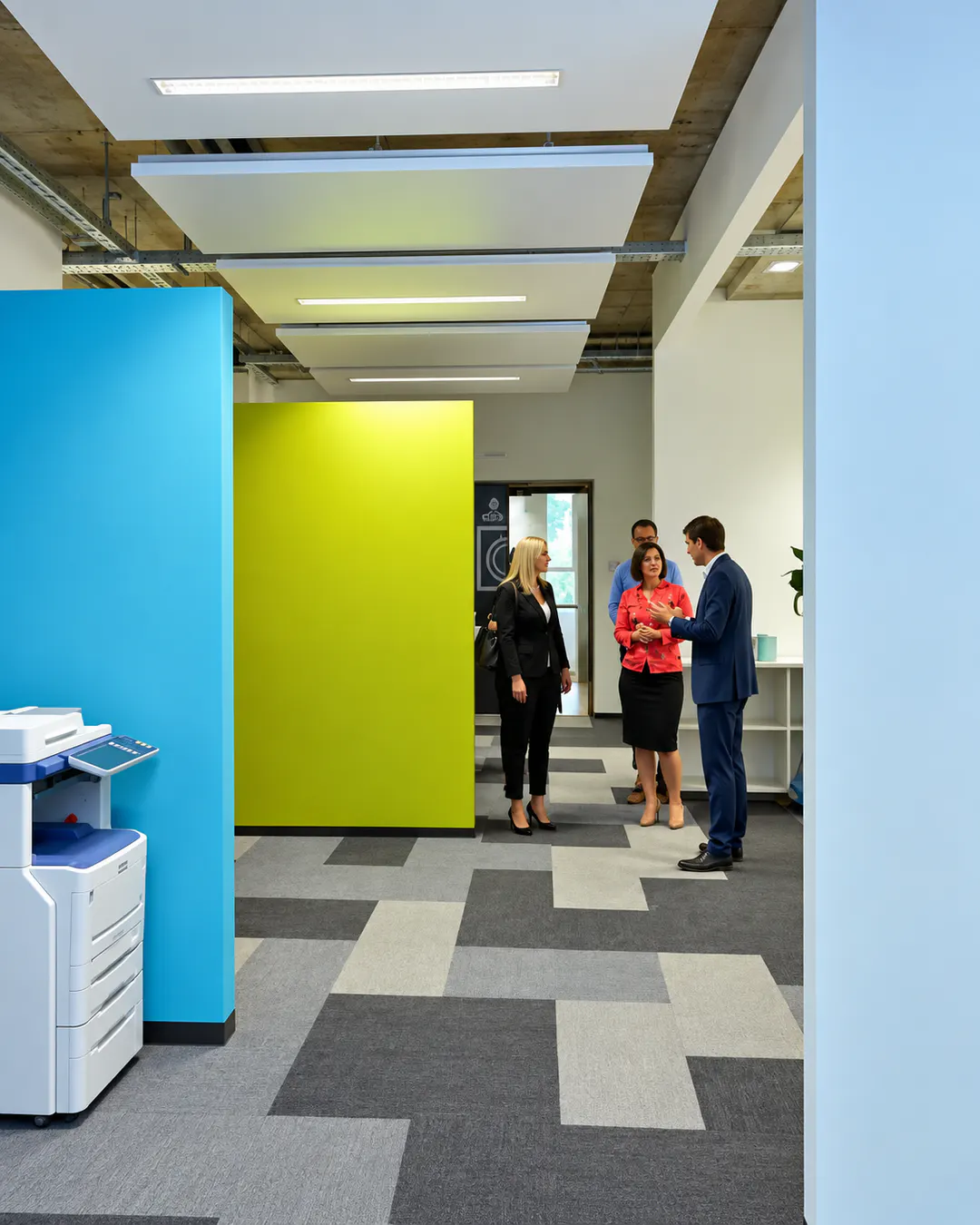 Moderno spazio di coworking e ambiente di lavoro professionale presso Tirana Business Park
